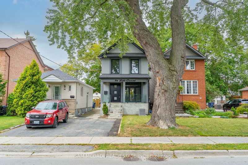 94 Lake Cres, Toronto, M8V 1W1 | Image 2