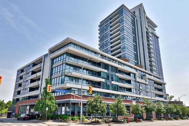 1002 - 1 Hurontario Street