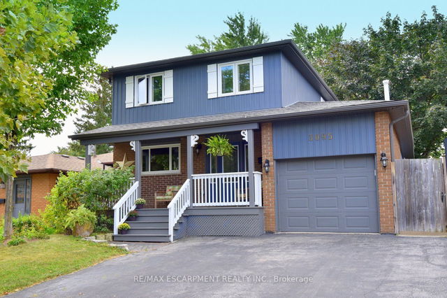 3095 Parkgate Crescent