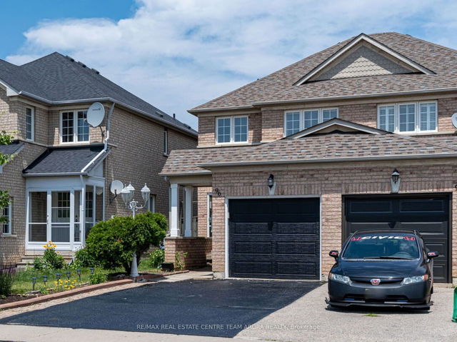 96 Summerdale Crescent