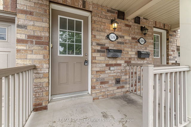 126 - 5255 Palmetto Place