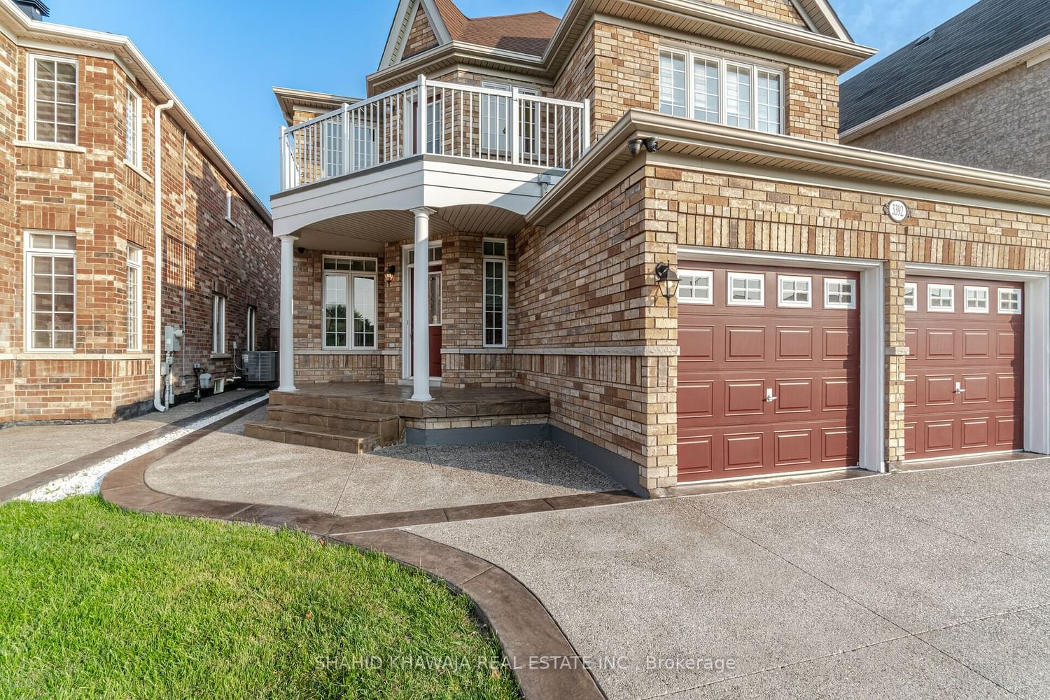 Listing Image 3