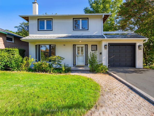 10 Martinview Court