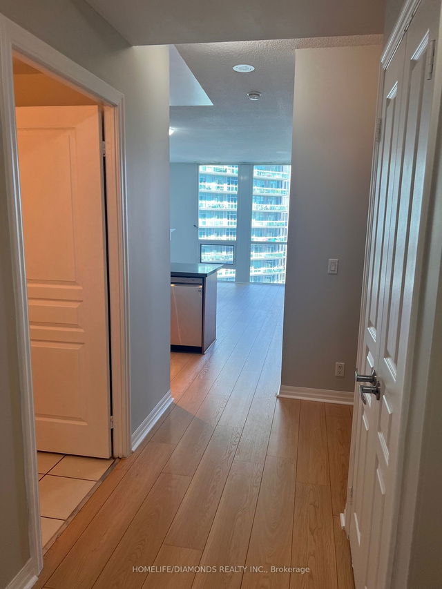 #2706 - 3939 DUKE OF YORK Boulevard