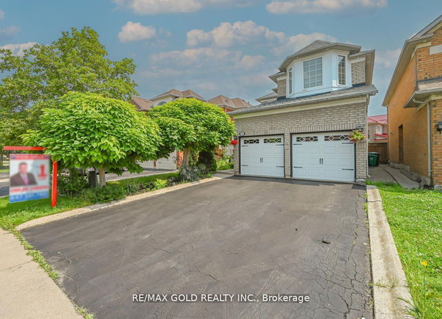 10 Narrow Valley Crescent
