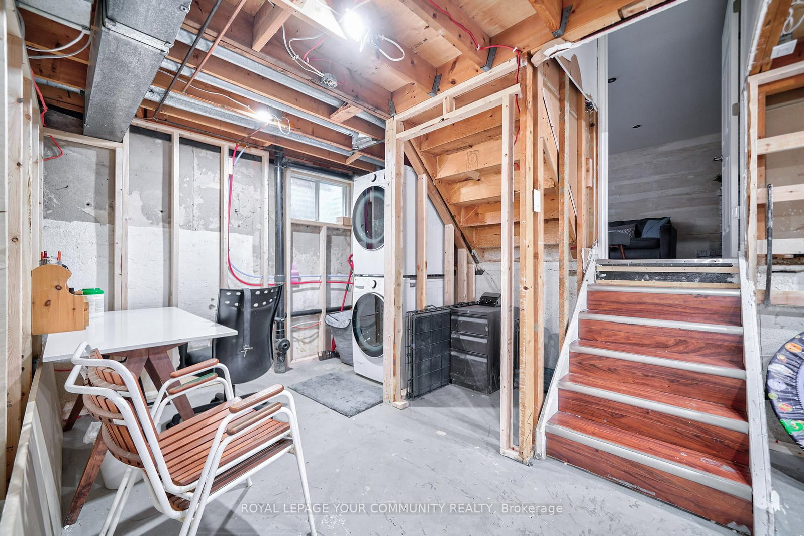 Listing Image 32