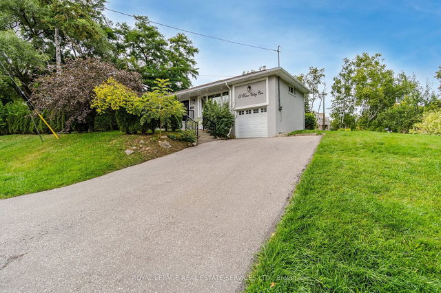 12 River Valley Crescent