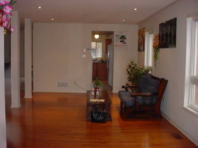 65 Fairhill Ave, Brampton, L7A2E8 | Image 3