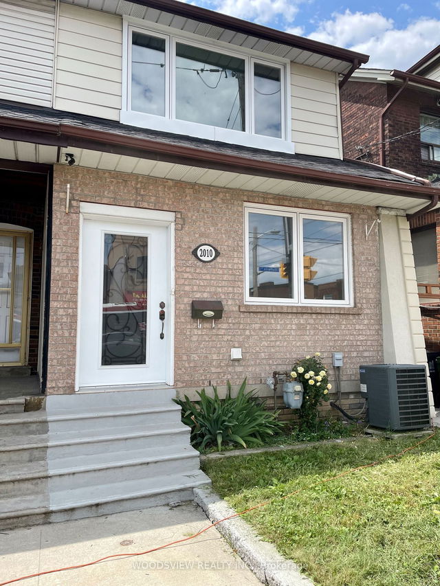 2010 Dufferin Street