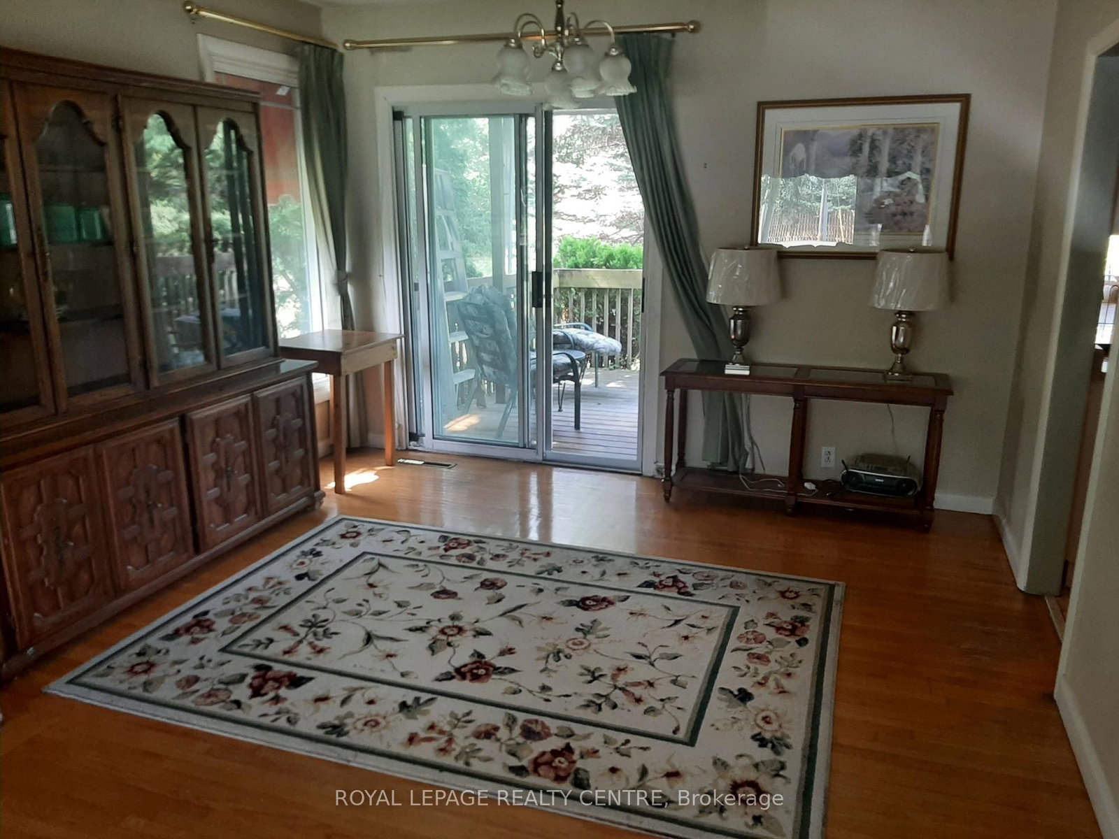 Listing Image 7