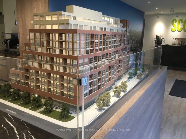 406 - 1787 St Clair Avenue