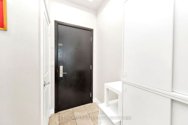 3410 - 80 Absolute Avenue