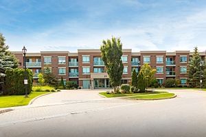 316 - 25 Via Rosedale Way