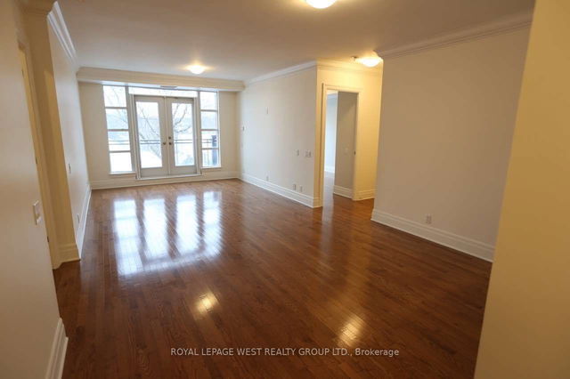 410 - 9 Burnhamthorpe Crescent