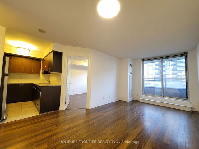 403 - 1060 Sheppard Avenue
