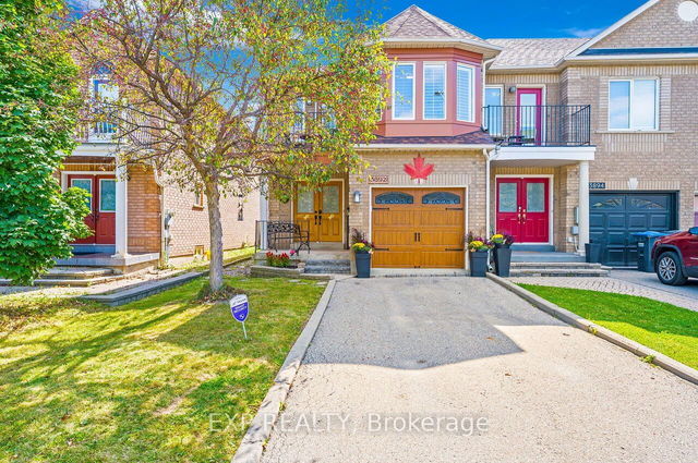 3892 Coachman Circle