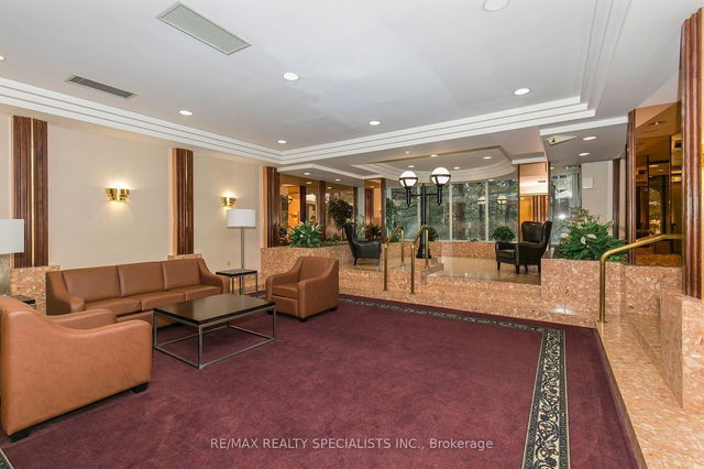 608 - 24 Hanover Road