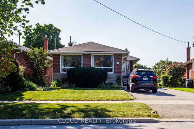 52 Hollister Road