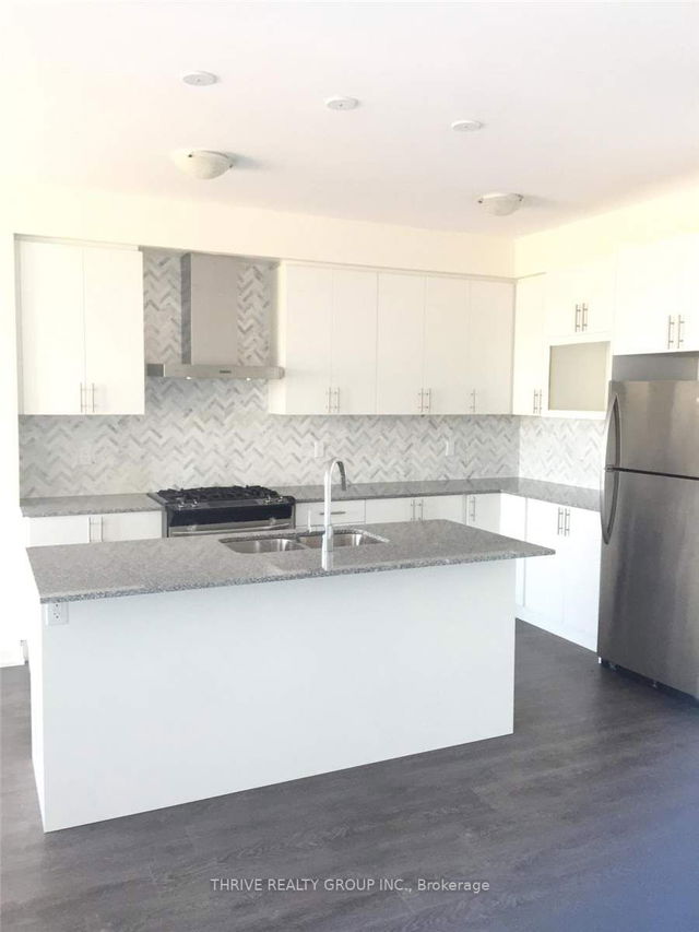 3165 Mintwood Circle