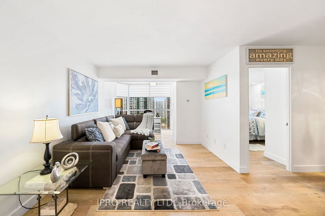 1611 - 285 Enfield Place