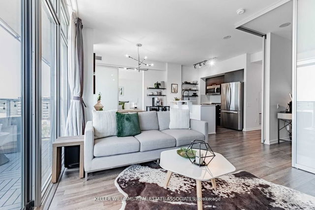 1412 - 103 The Queensway N/A