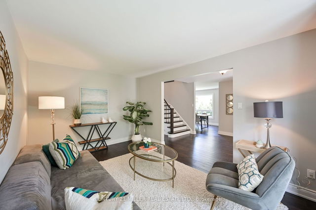 3077 Swansea Drive