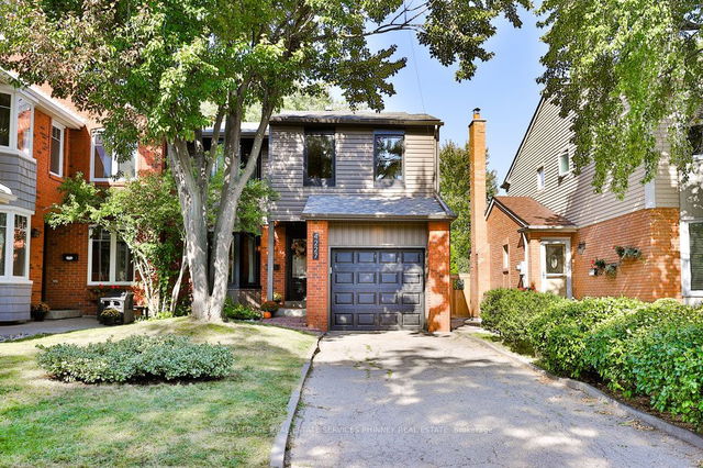 4227 Martlen Crescent