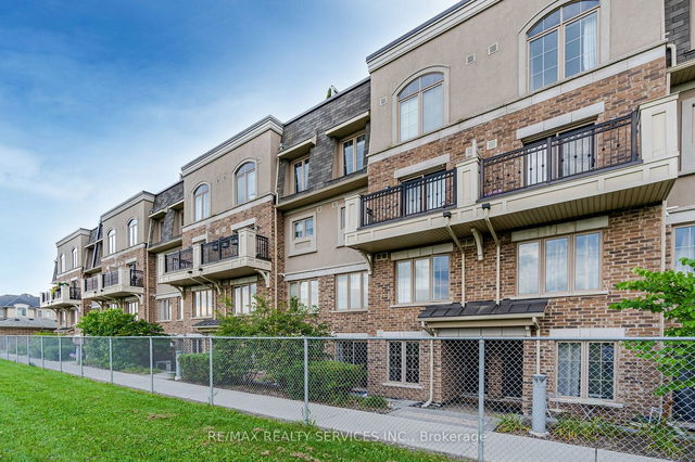 7 - 2441 Greenwich Drive