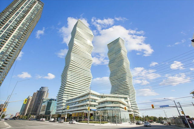 4301 - 3900 Confederation Parkway