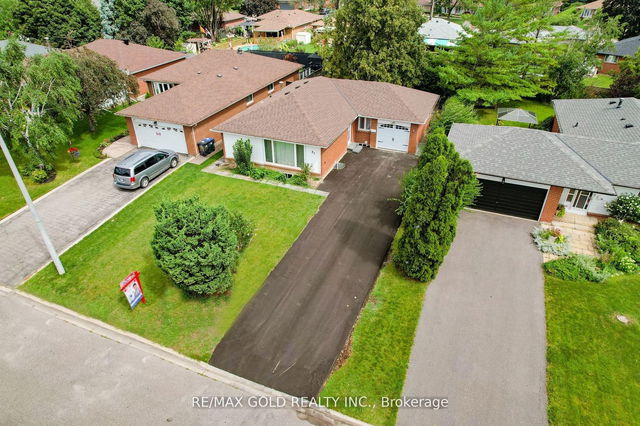 27 Dorchester Drive