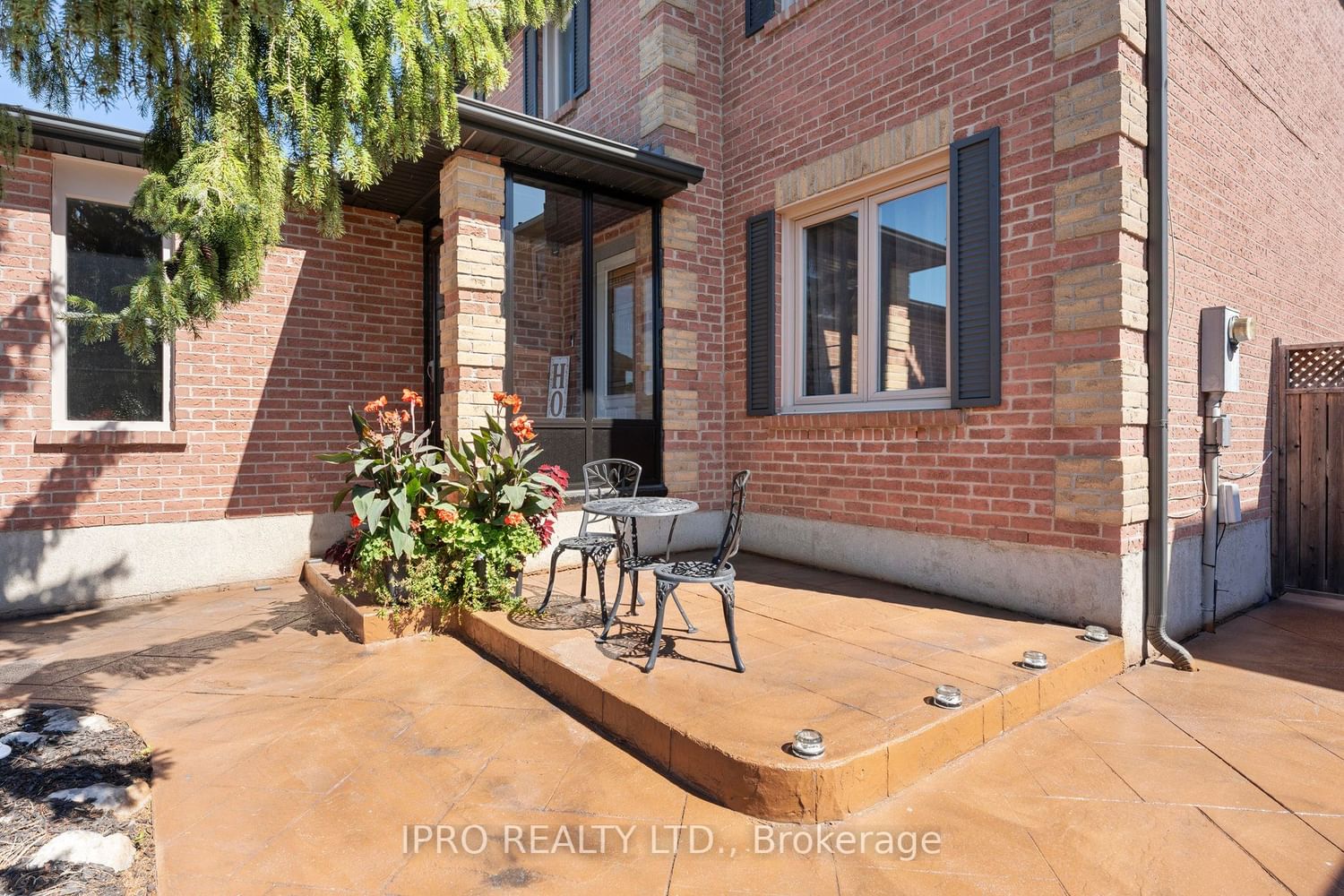 Listing Image 5