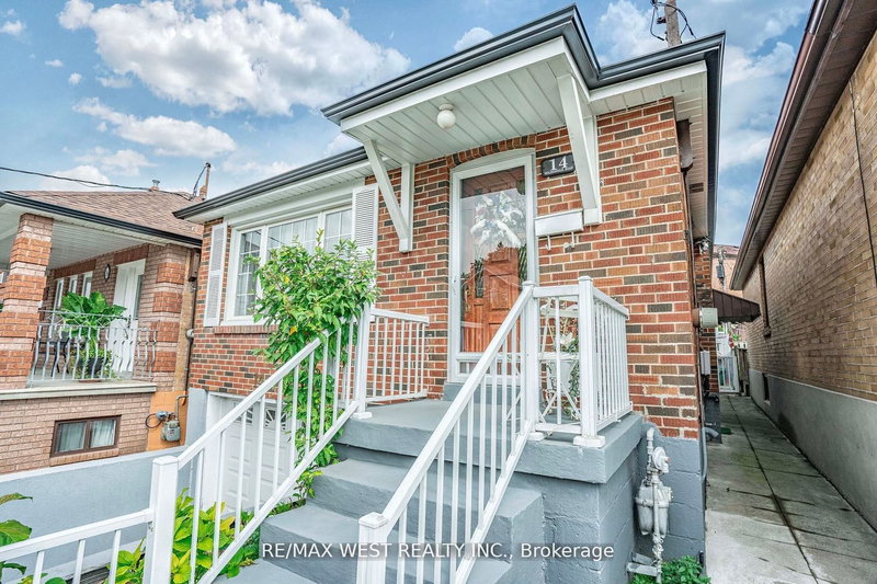 14 Holmesdale Rd, Toronto, M6E 1Y1 | Image 3