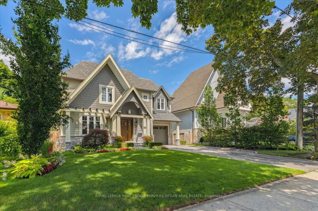 21 Maple Avenue