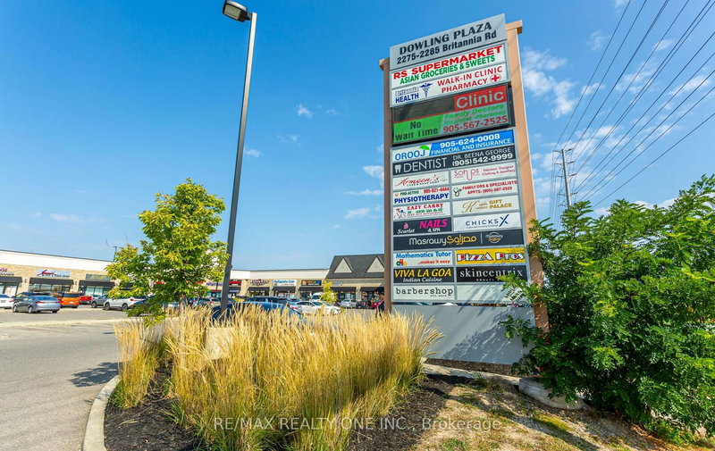 15 - 2275 Britannia Rd W, Mississauga, L5M 2G5 | Image 2