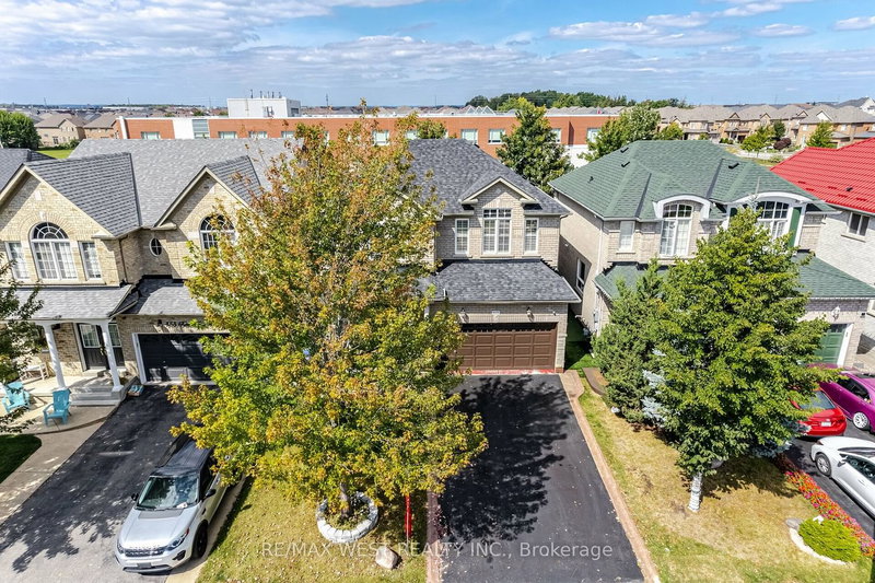 456 Father Tobin Rd, Brampton, L6R 0S2 | Image 2
