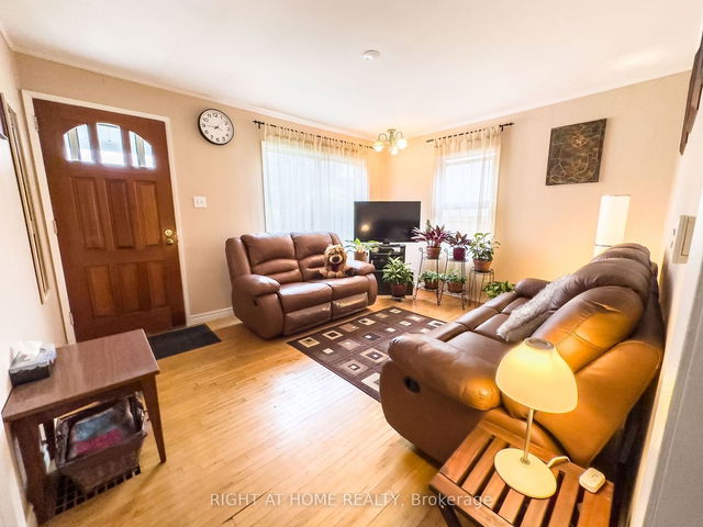 3 McCallum Court