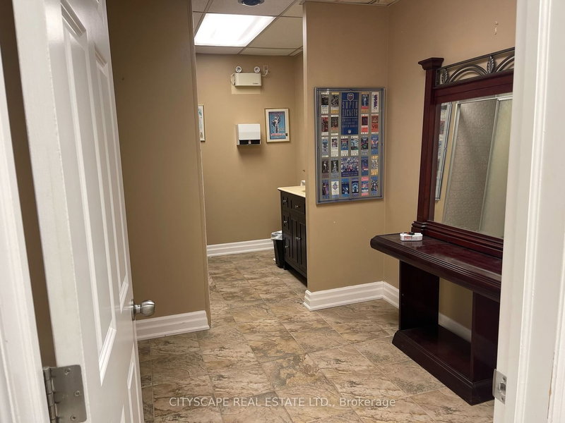 Unit C - 22 Ontario St S, Milton, L9T 2M6 | Image 2