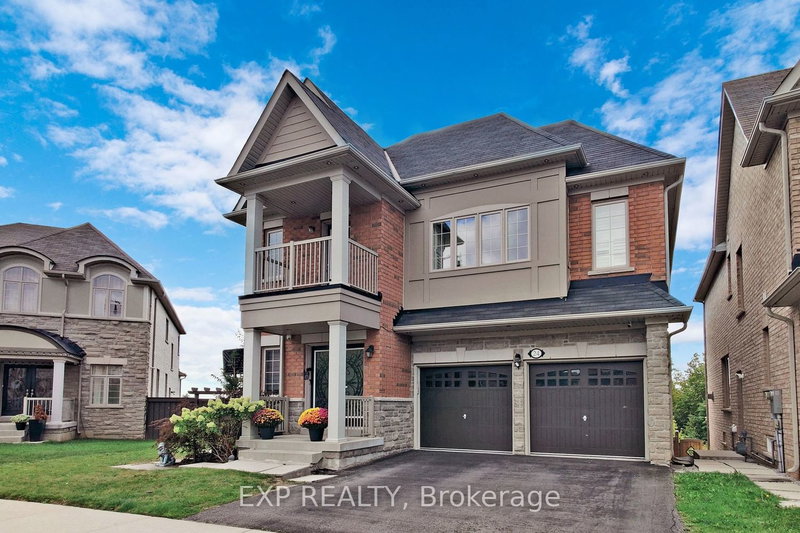 24 Arrowpoint Dr, Brampton, L6Y 0G8 | Image 2