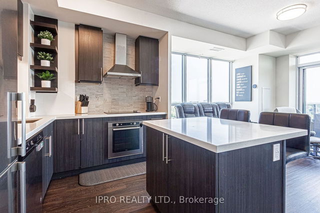 1104 - 2093 Fairview Street