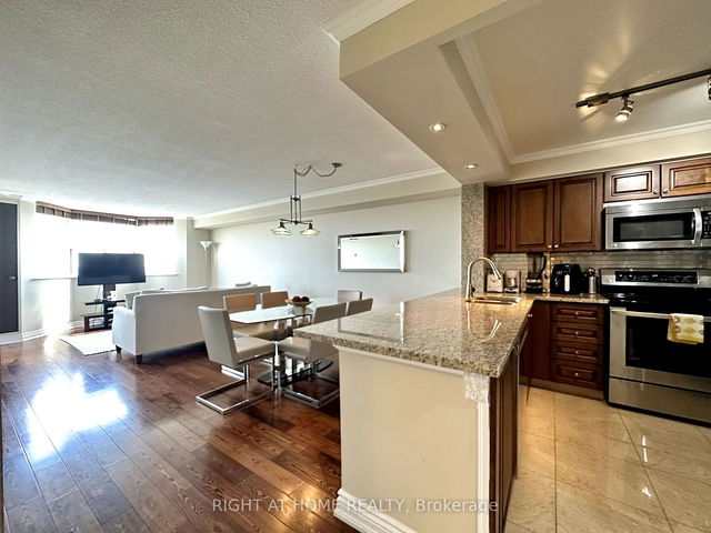1108 - 3845 Lake Shore Boulevard