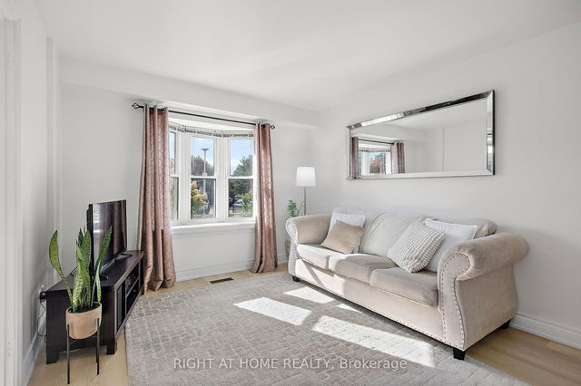 82 - 1020 Central Park Drive