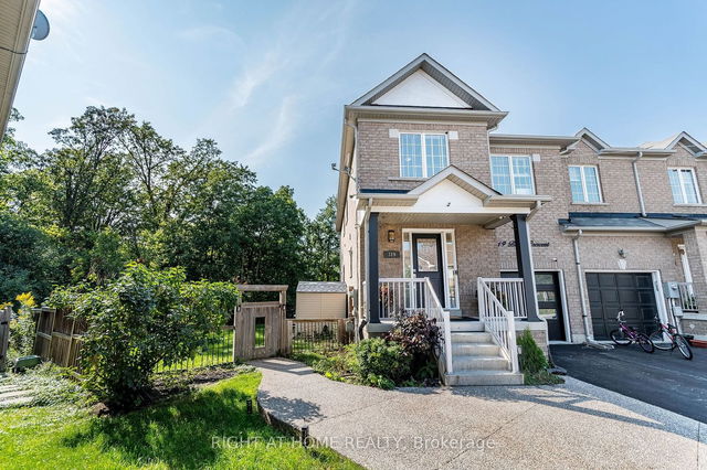 319 Bussel Crescent