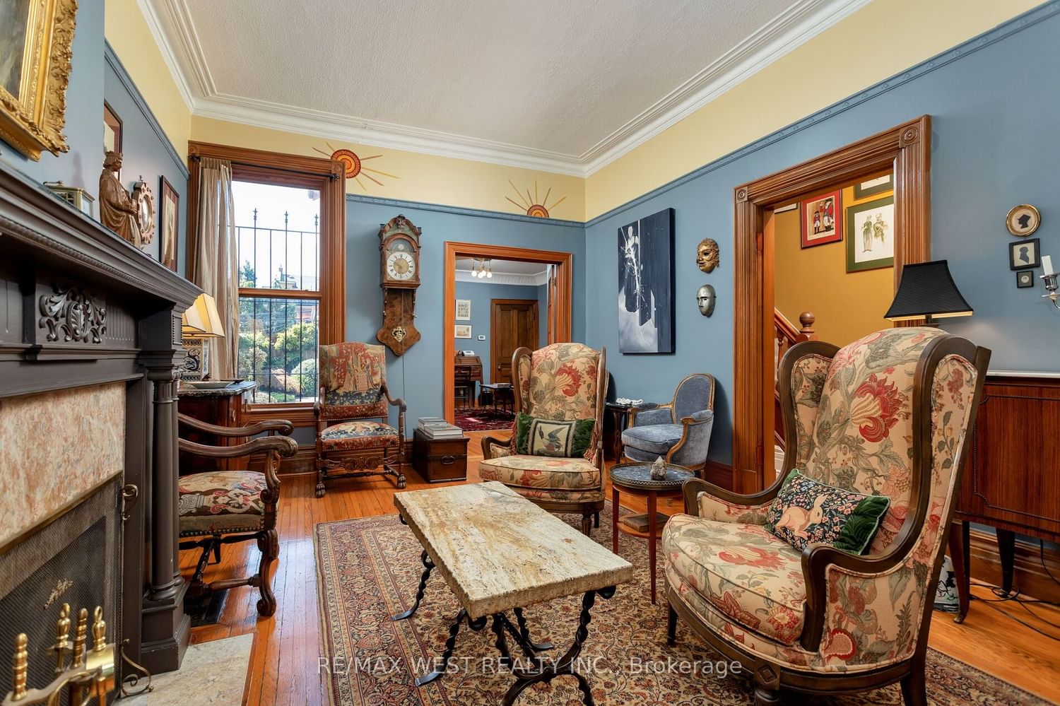 Listing Image 3