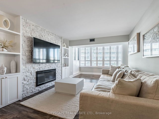 605 - 400 Webb Drive