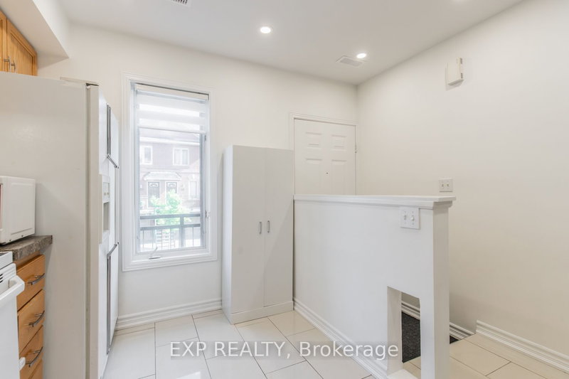 39 - 3895 Doug Leavens Blvd, Mississauga, L5N 7G1 | Image 3