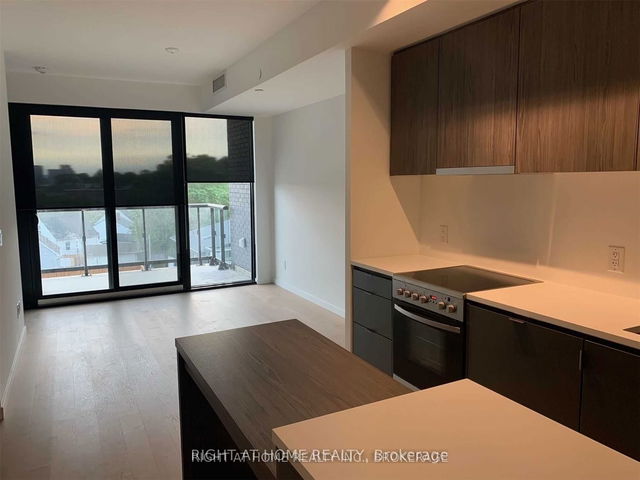 420 - 7 Smith Crescent