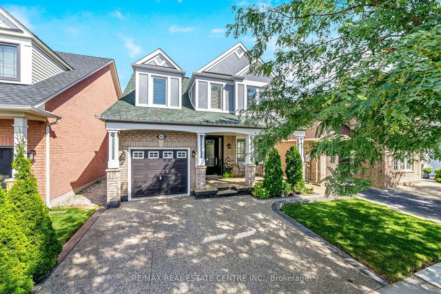 920 Mcduffe Crescent