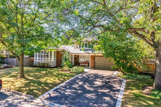 374 Monica Crescent