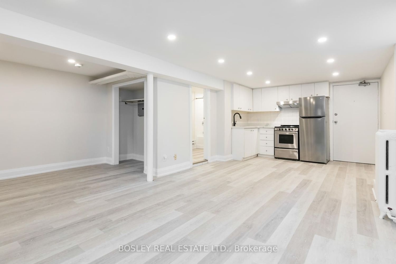 Semi-Detached House leased at 4-16 Parkway Avenue, Toronto, Roncesvalles, M6R 1T5 - MLS: W7033776