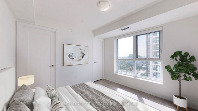 1501 - 7 Mabelle Avenue